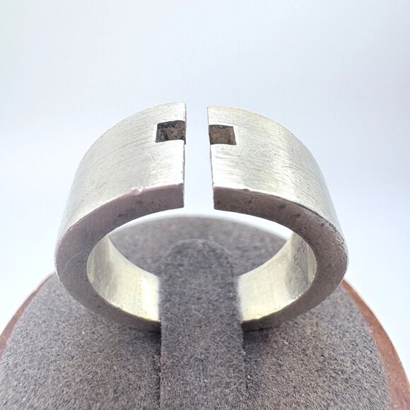 VTG Sterling Silver 925 Open Cross Tapered Band 10mm Wide Ring Size 9.5 - Picture 3 of 9